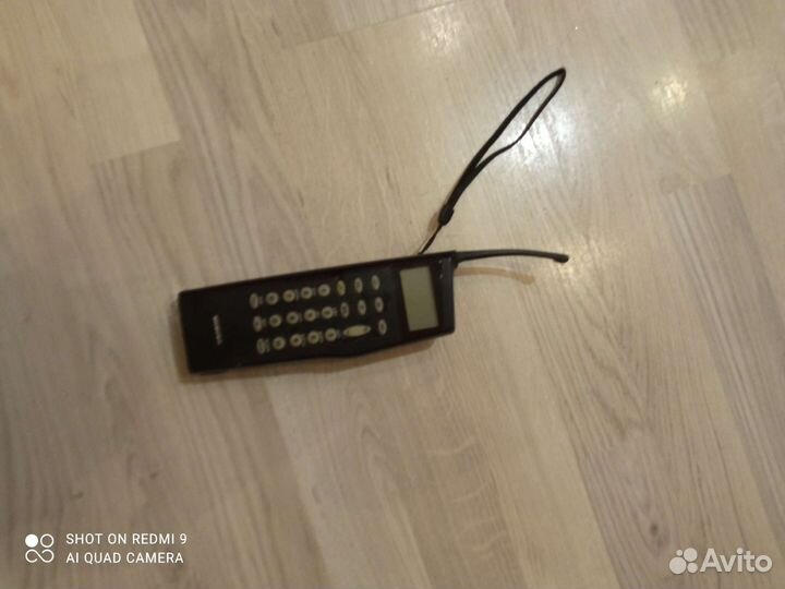 Старинный телефон