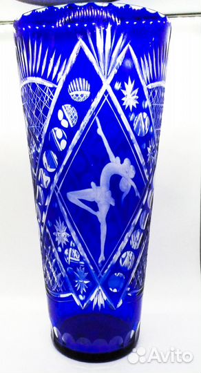 Ваза из цветного хрустального стекла. Германия