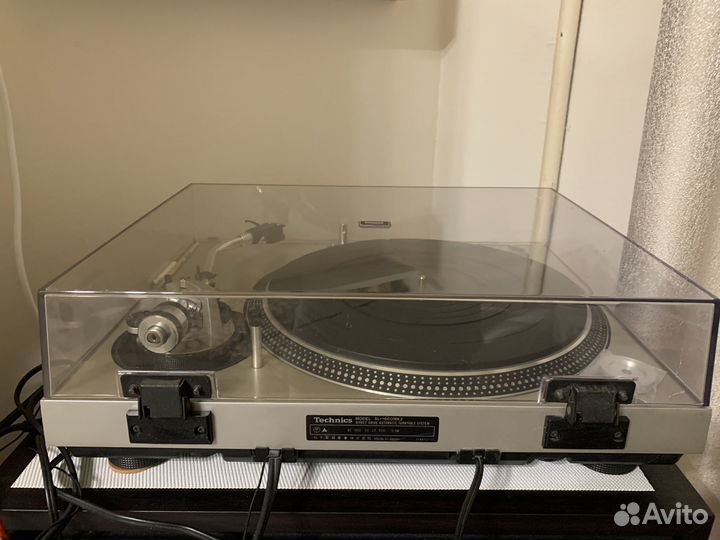 Виниловый проигрыватель technics SL-1600MK2