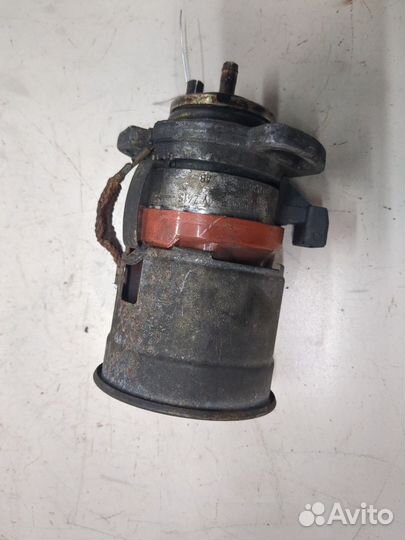 Распределитель зажигания Volkswagen Golf 3, 1995