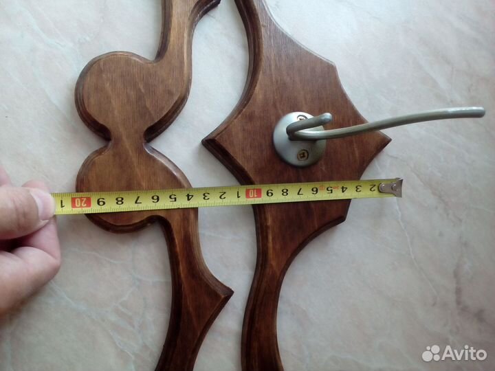 Вешалка на стену