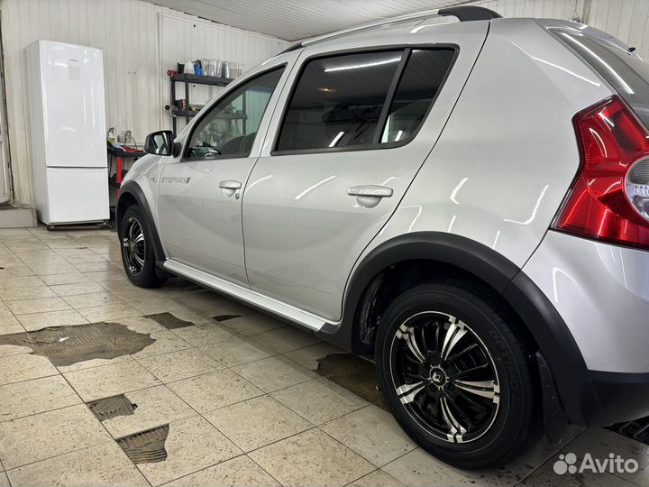 Renault Sandero Stepway 1.6 МТ, 2014, 181 500 км
