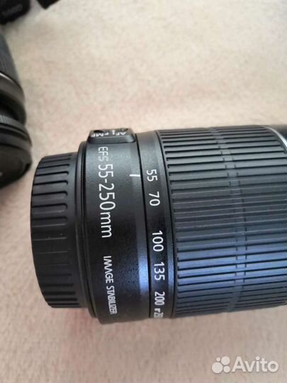 Зеркальный фотоаппарат canon