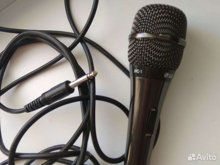 Караоке микрофон lg