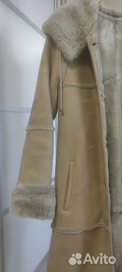 Дубленка натуральная женская с капюшоном
