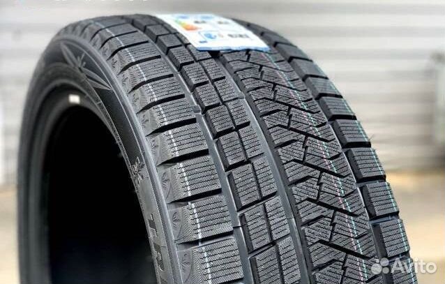 Triangle Trin PL02 235/55 R18 105V