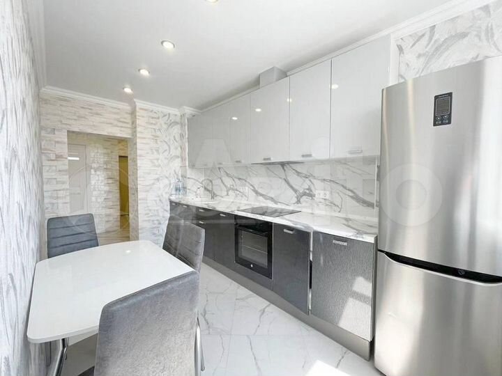 2-к. квартира, 57 м², 14/18 эт.