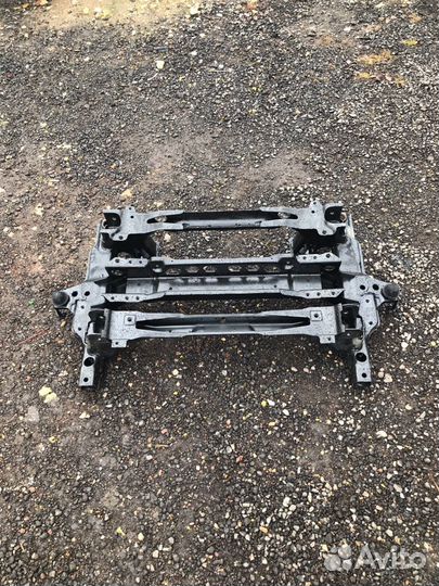 Подрамник Мерседес Спринтер Фольксваген Крафтер