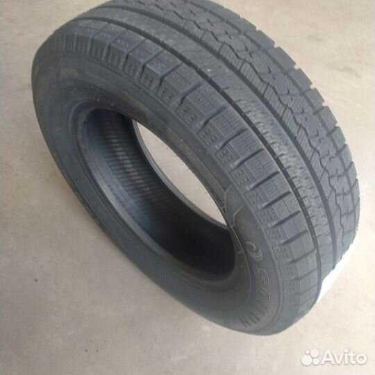 Sailun Ice Blazer Arctic 235/45 R18 98H