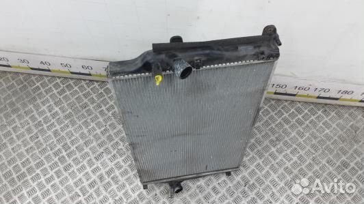 Радиатор системы охлаждения toyota RAV 4 ZSA3 (8NI