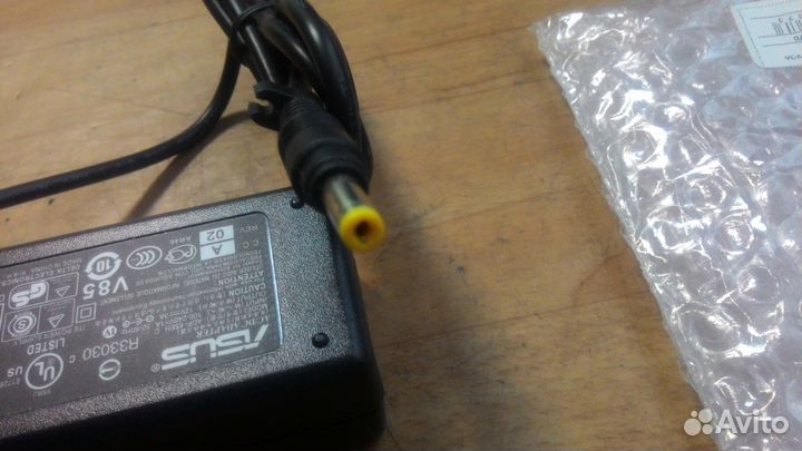 Блок питания для нетбука Asus 12V/3A (4.75х1.7mm)