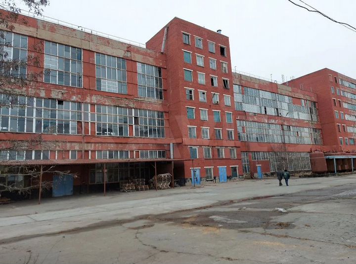 Производство, 5300 м²