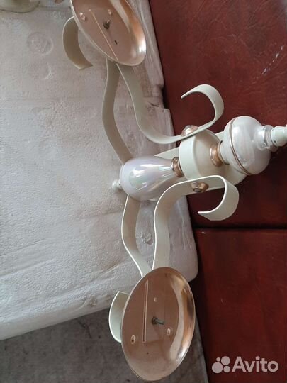 Подцветочники перламутровые 2 шт