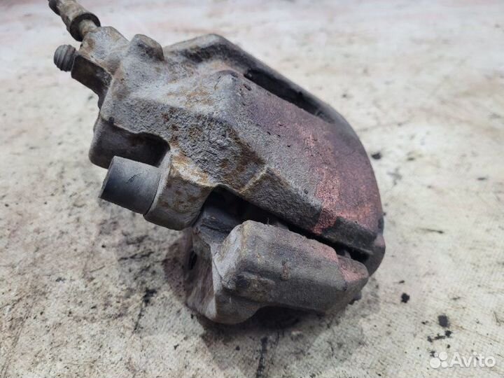 Суппорт передний левый Ford C-Max C214 qqdb 2006