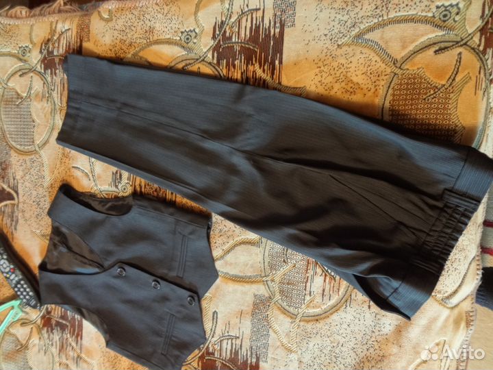 Костюм жилет и брюки