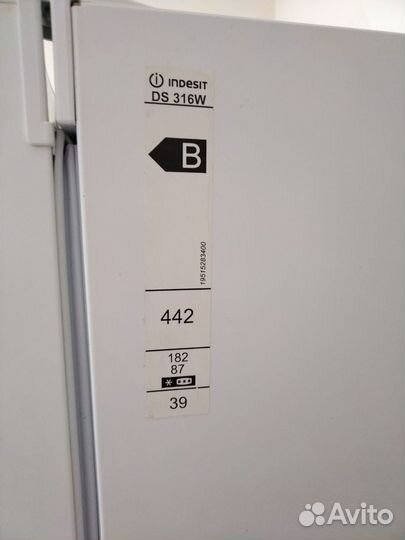Холодильник бу indesit