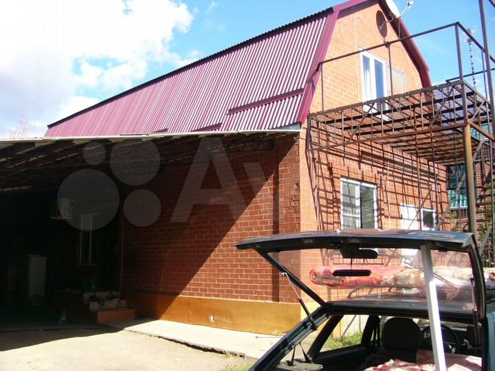 Дом 100 м² на участке 14 сот.