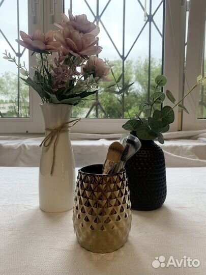 Ваза интерьерная