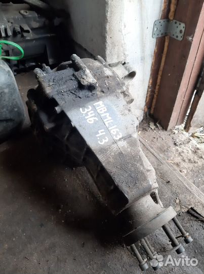 Редуктор Мерседес мл 163 ML 163 передний задний