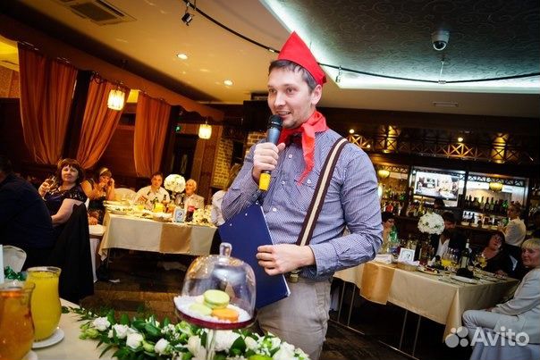 Ведущий и шоумен Виталий Карташев