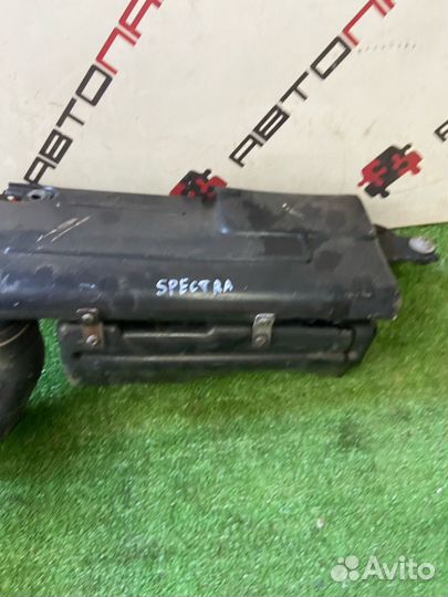 Резонатор воздушного фильтра Kia Spectra 1.6 2007