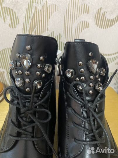 Ботинки новые 41 разм