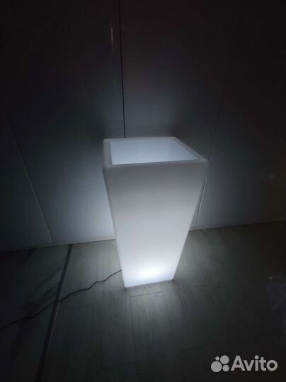 Светильник - горшок для цветов