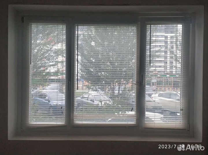 Жалюзи горизонтальные пластиковые