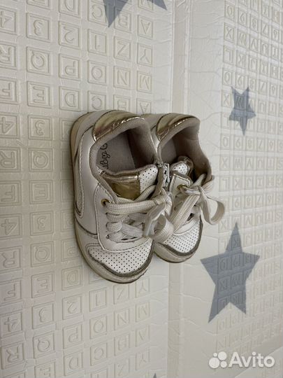 Кроссовки для девочки 21 22