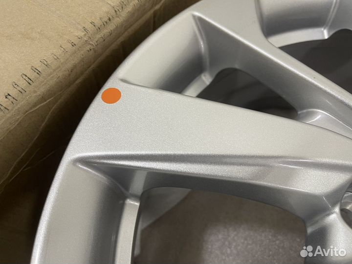 Новые оригинальные Hyundai Tucson, Creta R17