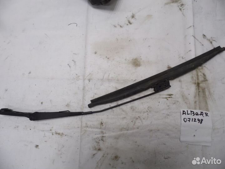 Поводок стеклоочистителя передний правый Fiat Albe