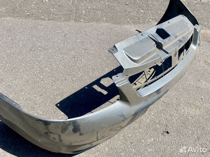 Бампер передний priora 1