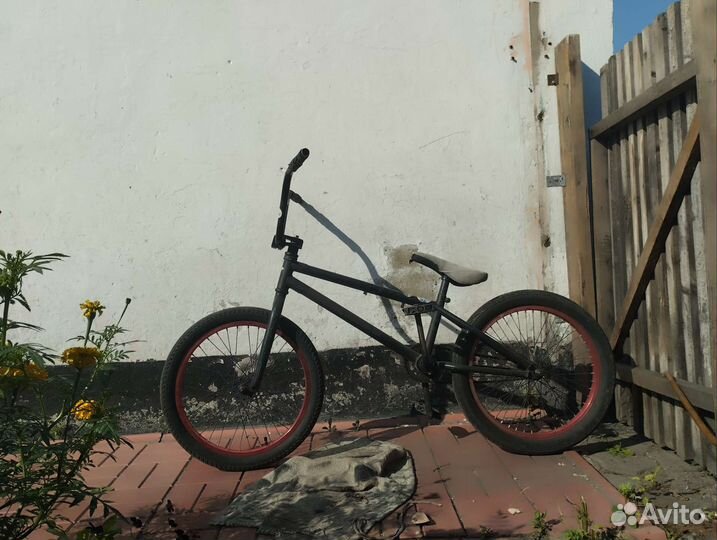 Трюковой велосипед bmx