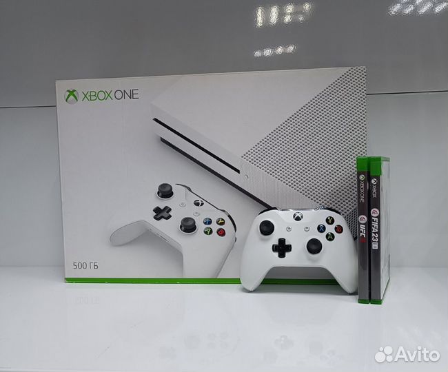 Xbox One S 500GB + 2 диска