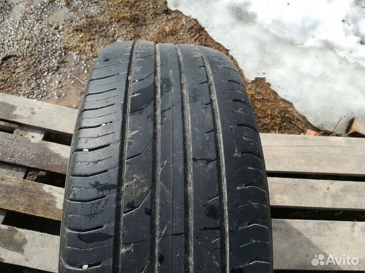 Continental ContiPremiumContact 2 215/60 R16