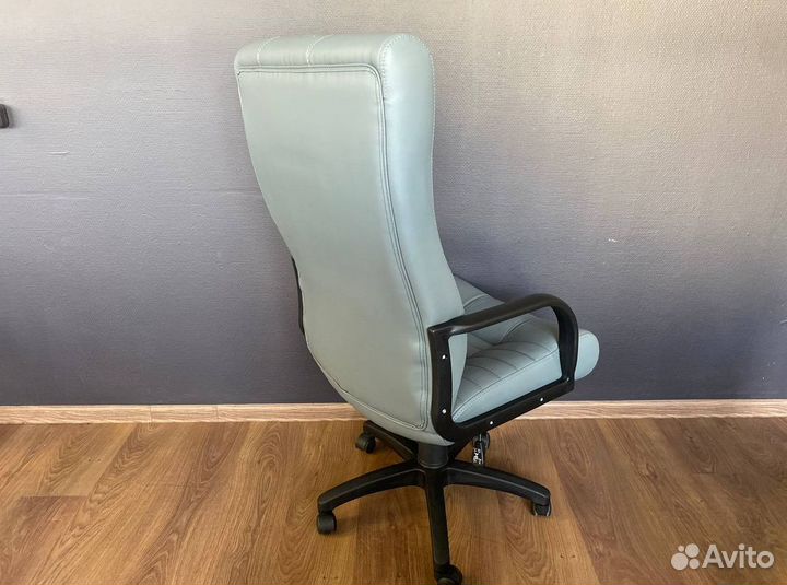 Компьютерное кресло. Доставка