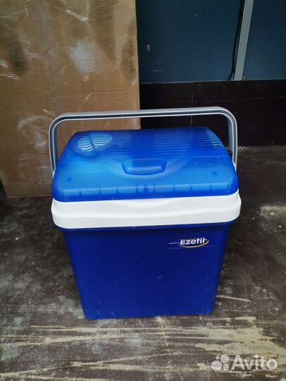 Автомобильный холодильник