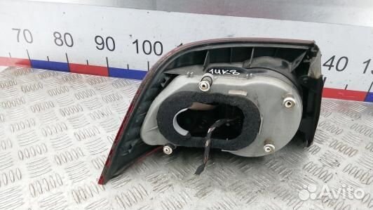 Фонарь задний правый volkswagen phaeton 1 (1UK08MY