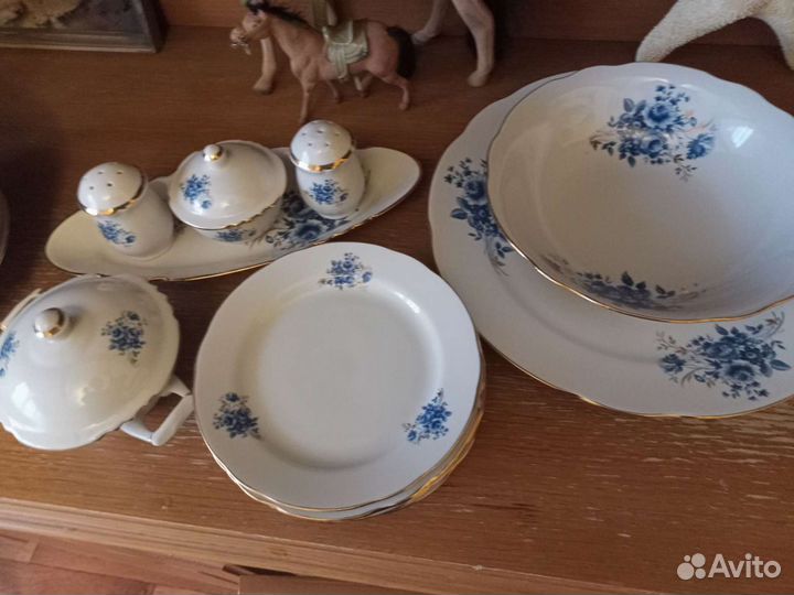 Сервиз столовый