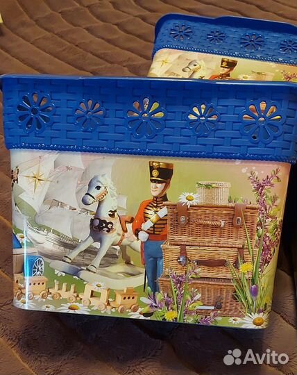 Ведра хоз. и декоративные, Подносы