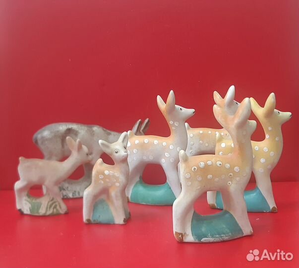 Фарфоровая композиция Семья оленей. Гжель 1950-е