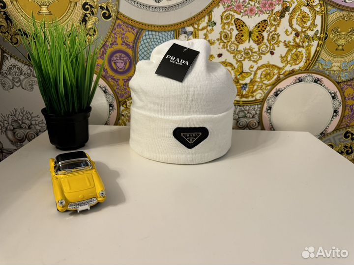 Шапка prada