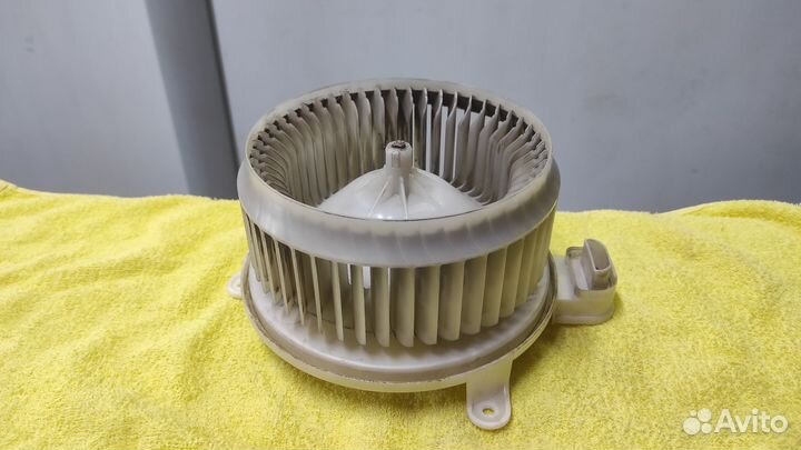 Мотор печки Land Cruiser 200