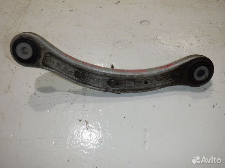 Рычаг задний верхний