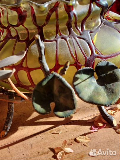 Ваза Вдова Летц Ирризированное Стекло