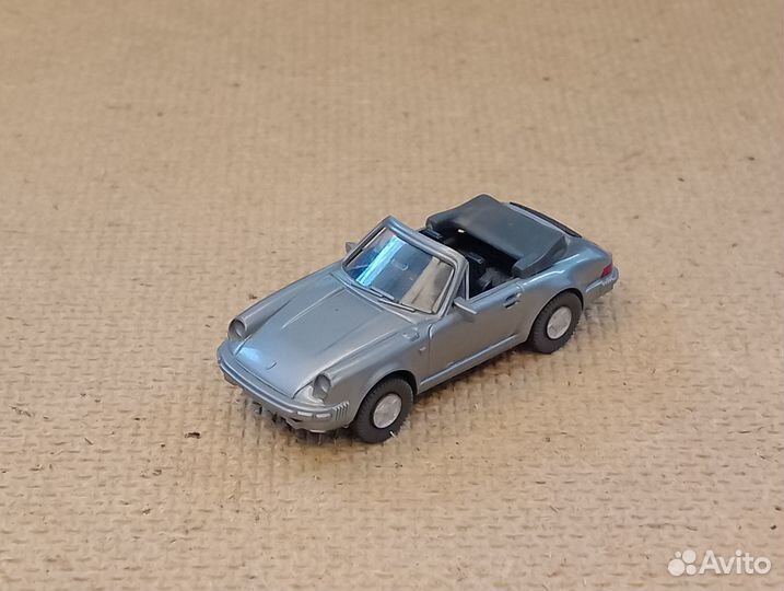 Porsche Carrera 3.2 (Type 911) 1974-1989. Cabrio