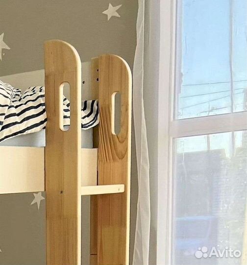 Кровать в детскую