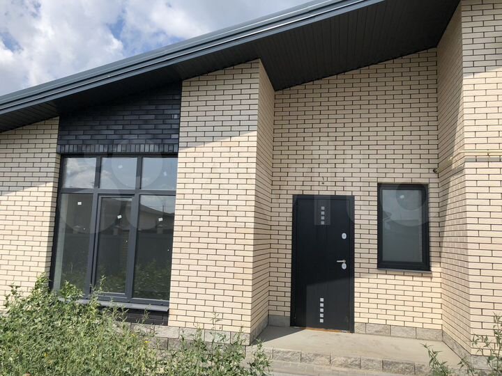 Дом 100 м² на участке 8 сот.