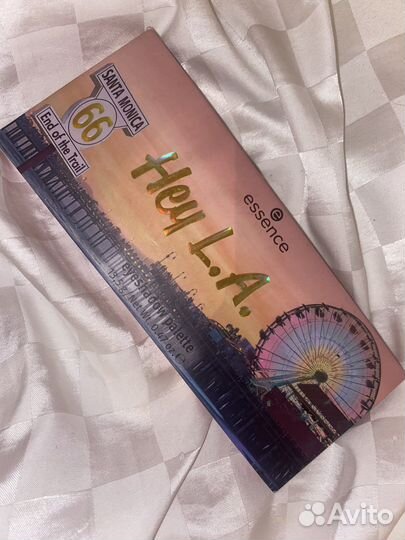 Палетка теней essence Hey L.A