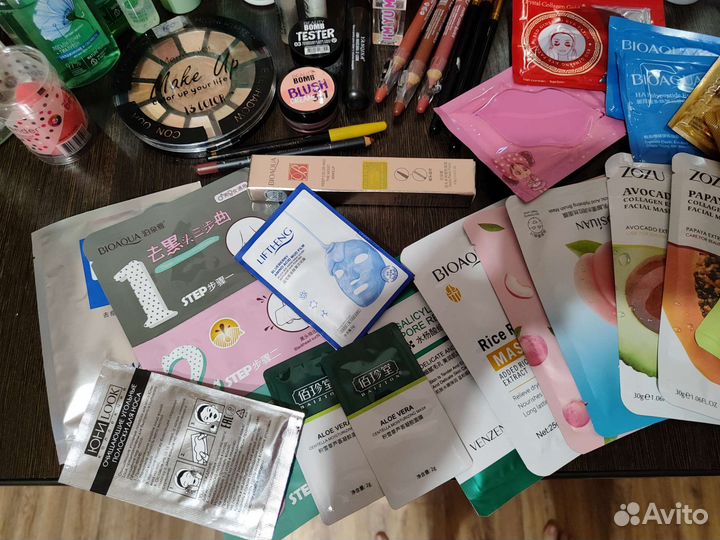 Много разной косметики